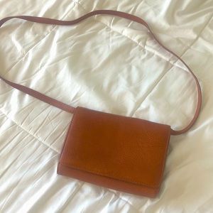 G.H. Bass & Co Leather Crossbody Bag